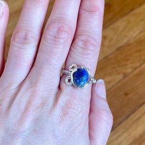 NWOT Artisan Hand Crafted Adjustable 925 Silver Plated and Lapis Stone Ring